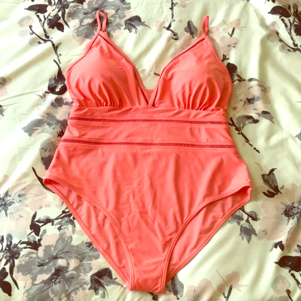 Coral Swimsuit w Tummy Control and Padded Cups